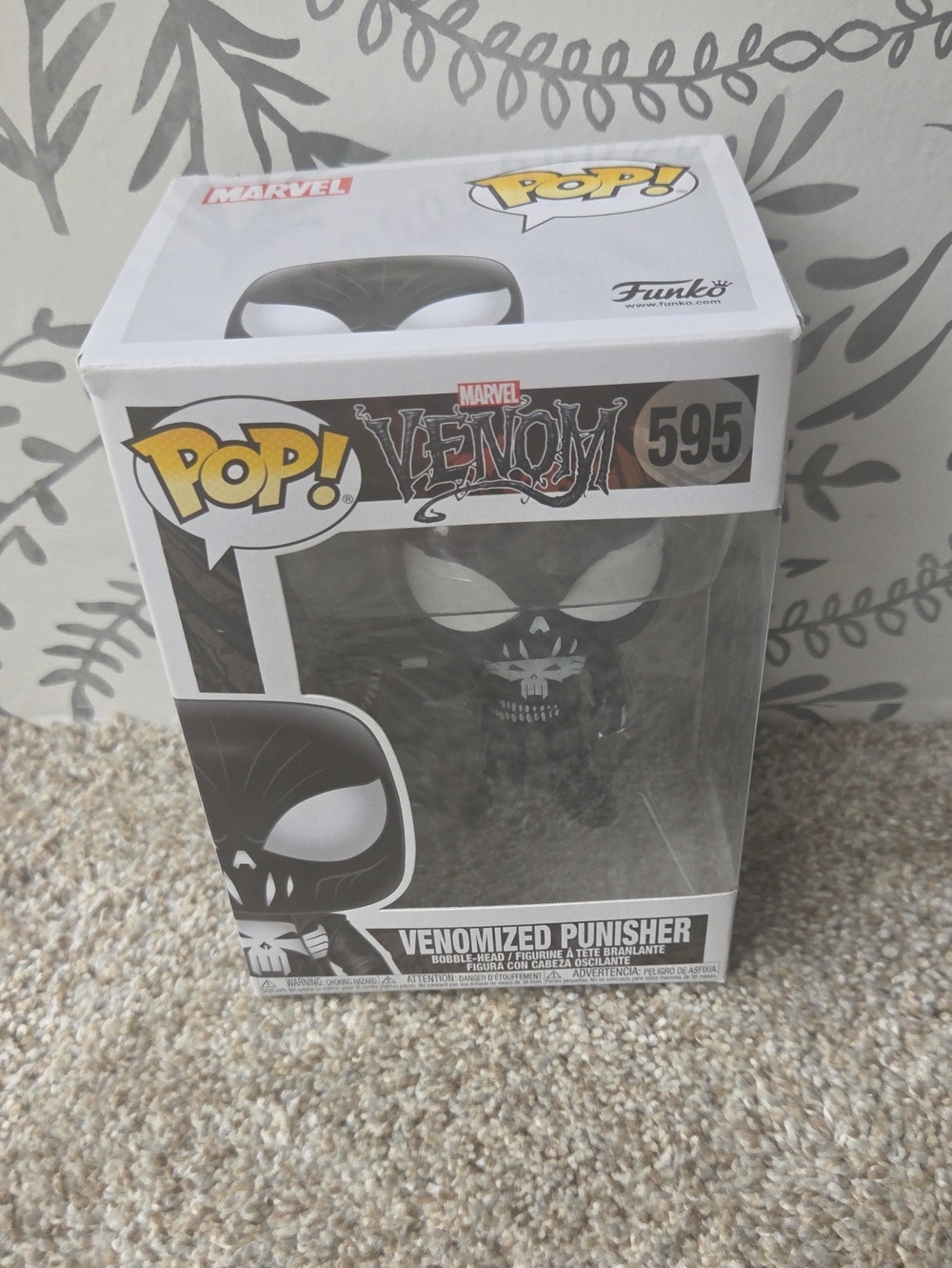 Funko Pop #595Venomized Punisher Vinyl Figure - Black & Whiit